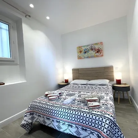 Sunrise Balcony Apartment