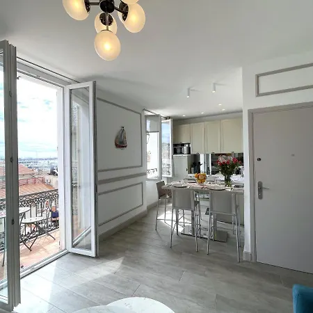 Apartment Sunrise Balcony